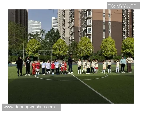 六大传奇巨星同场竞技再现绿茵巅峰对决热血点燃足球激情