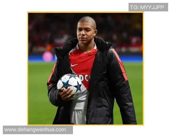 足球历史必知球星盘点 世界足坛传奇人物及其影响力分析